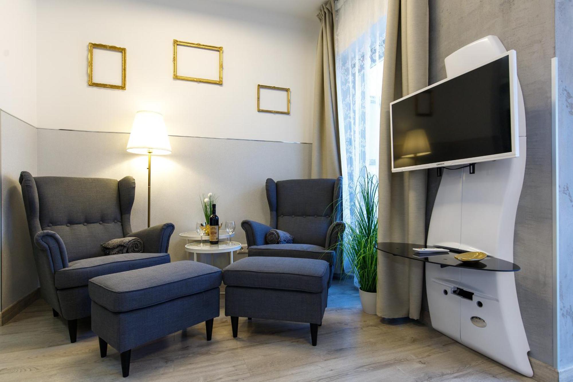 K40 Romantic Deluxe Studio In The City Center ブダペスト エクステリア 写真